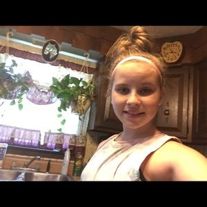 Meet your Posher, Alli